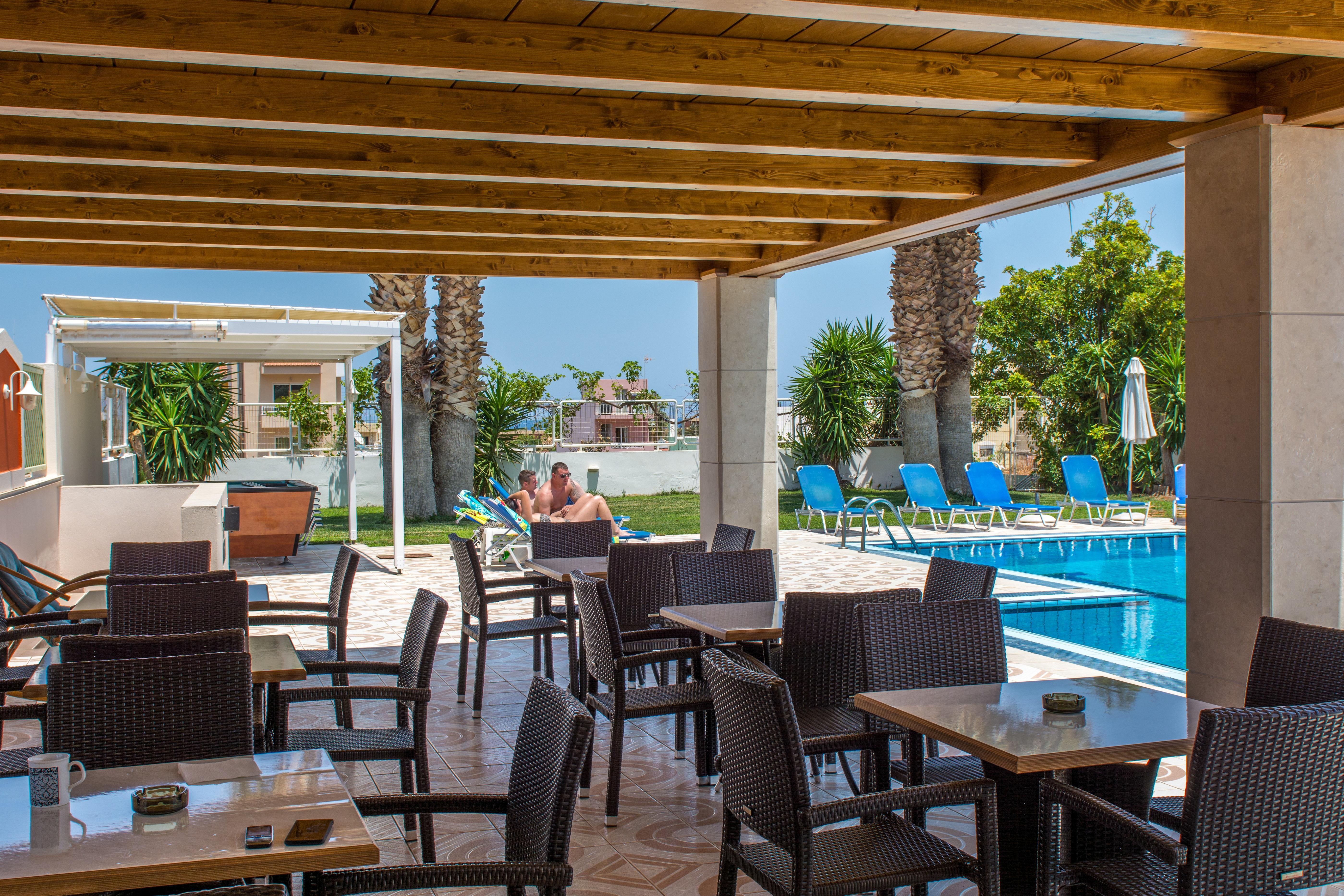 Manolis Apartments Malia Eksteriør bilde