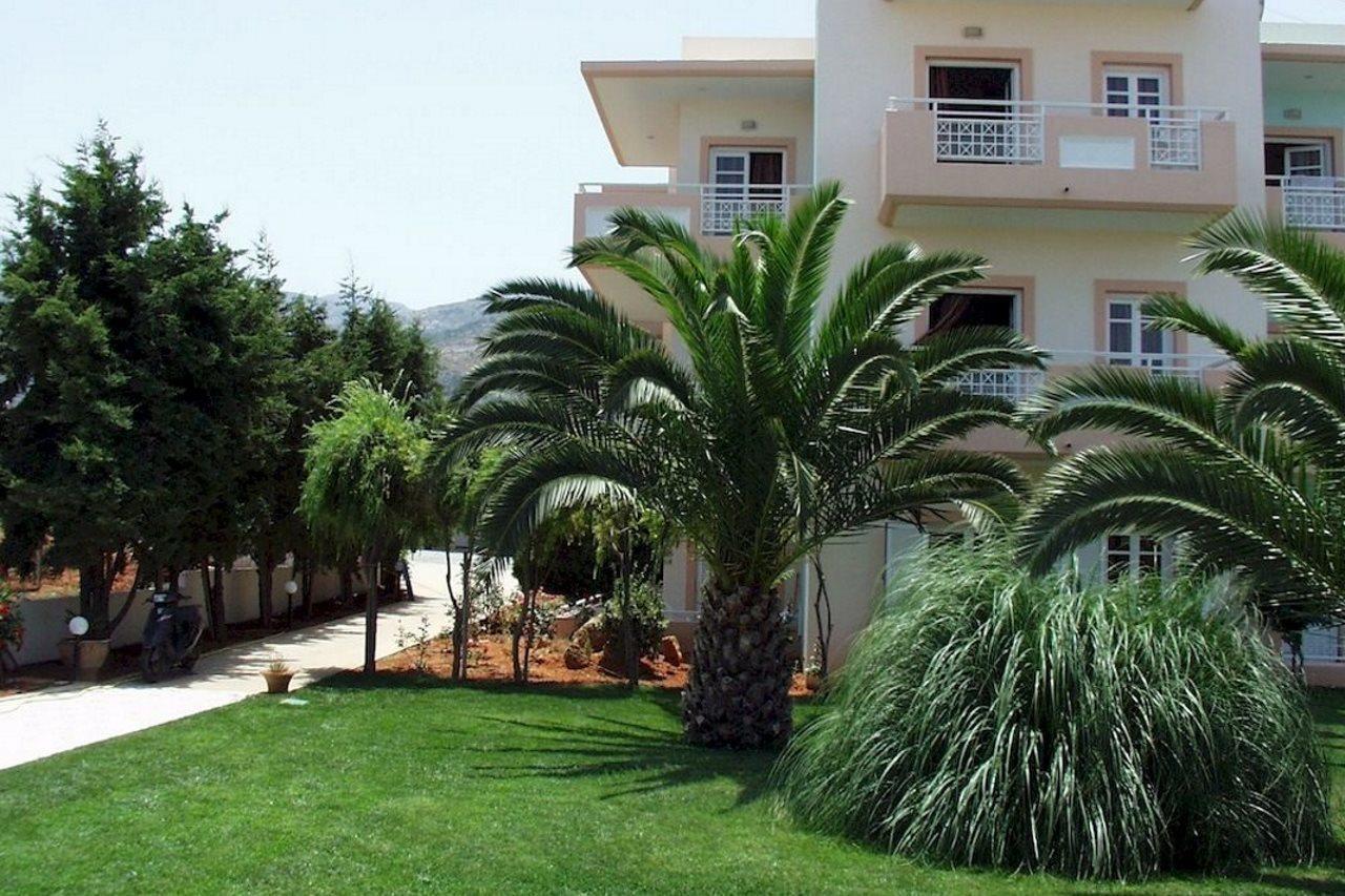 Manolis Apartments Malia Eksteriør bilde