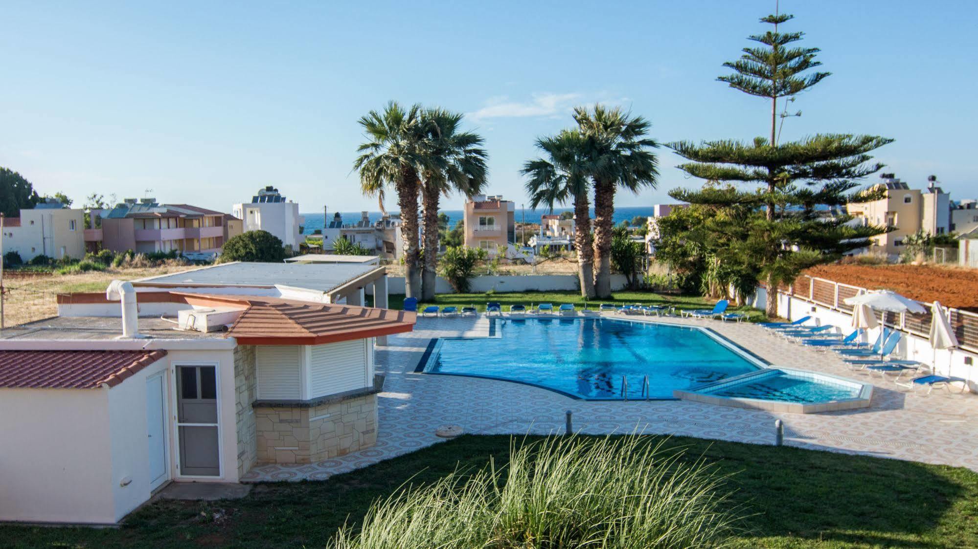 Manolis Apartments Malia Eksteriør bilde